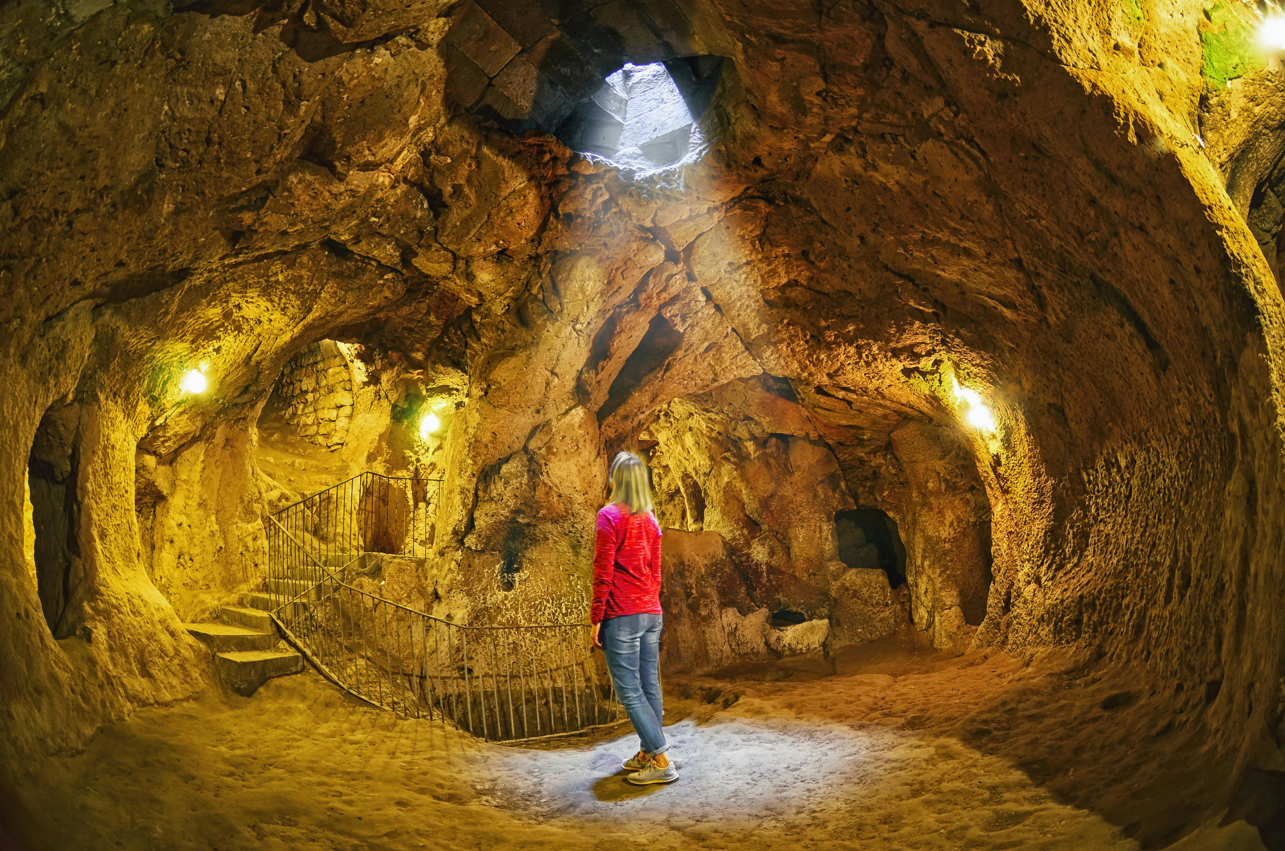 derinkuyu-cave-underground-city-cappadocia-turkey_1.jpg