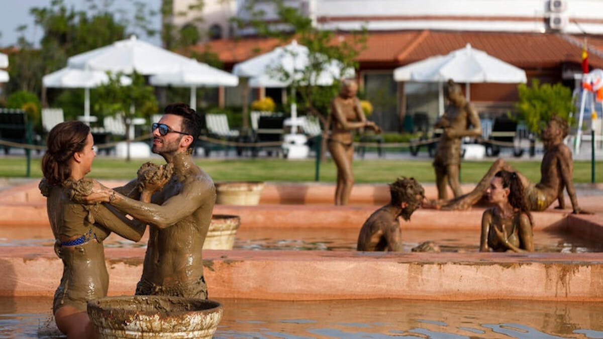 Mud Bath and Turkish Bath in Antalya 1.jpeg