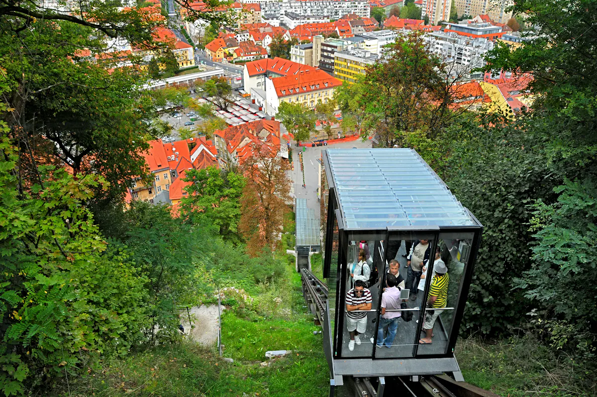 Ljubljanski grad_vzpenjaca_2009_Dunja Wedam.jpg