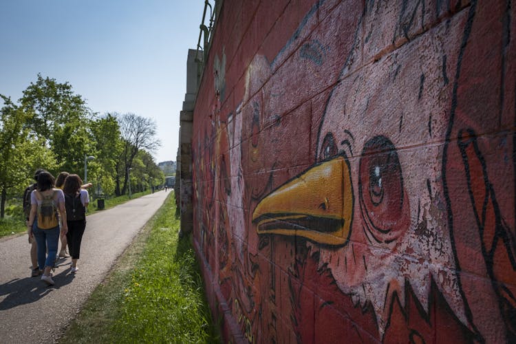 Street art tour through Vienna