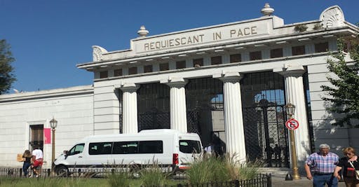 02Cementerio_de_recoleta2.jpg