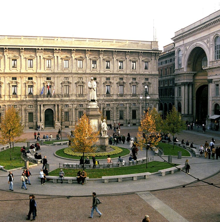Piazza della Scala.jpg