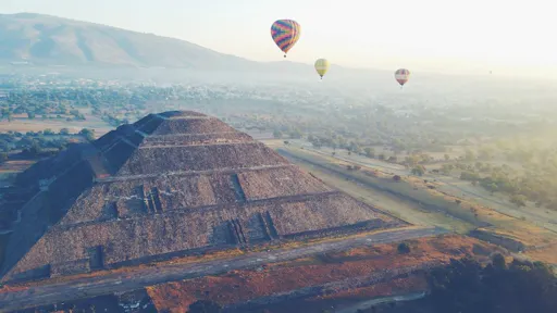 Teotihuacan pyramids and hot air balloon tour 2.jpg