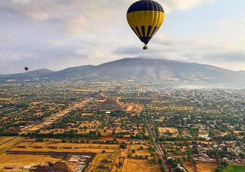 Teotihuacan pyramids and hot air balloon tour 3.jpg