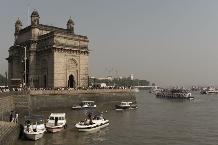 Elephanta Caves tour