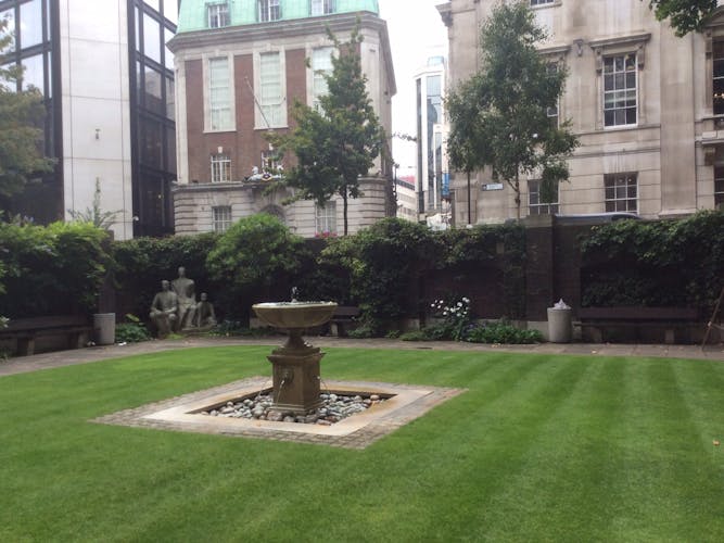 Secret gardens of London