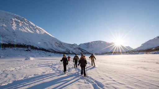 Snowshoeing_Wandering_Owl_frozen_lake.jpg