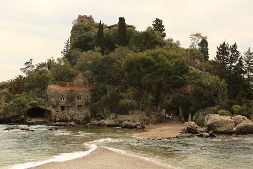 Isolabella casa.JPG
