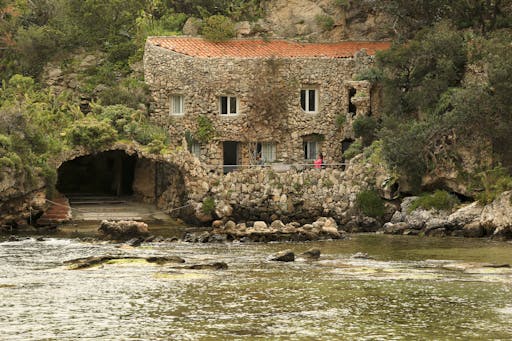 Isolabella casa vicina.JPG