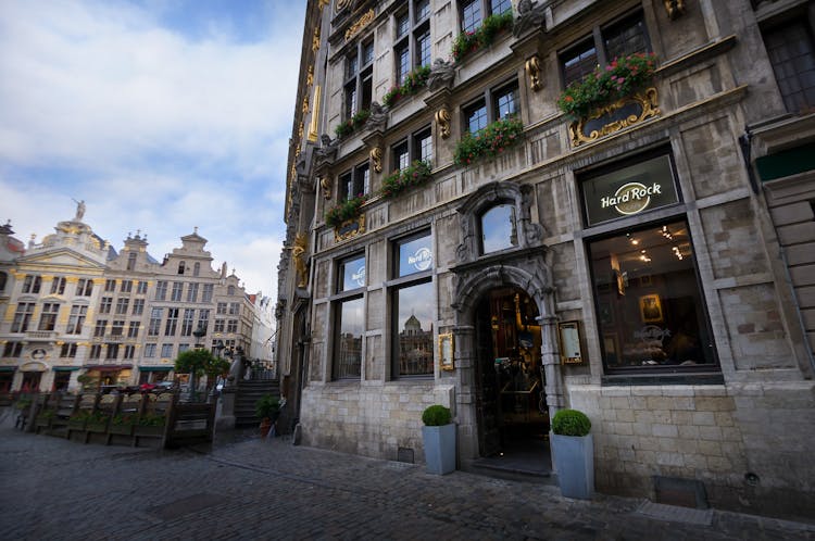 Billet Hard Rock Café De Bruxelles : Table Prioritaire Avec Repas - 7