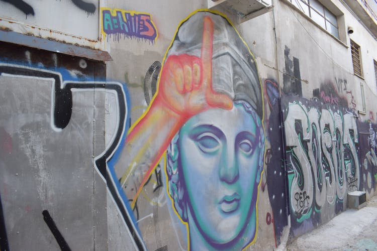 Street art tour of Athens for small groups