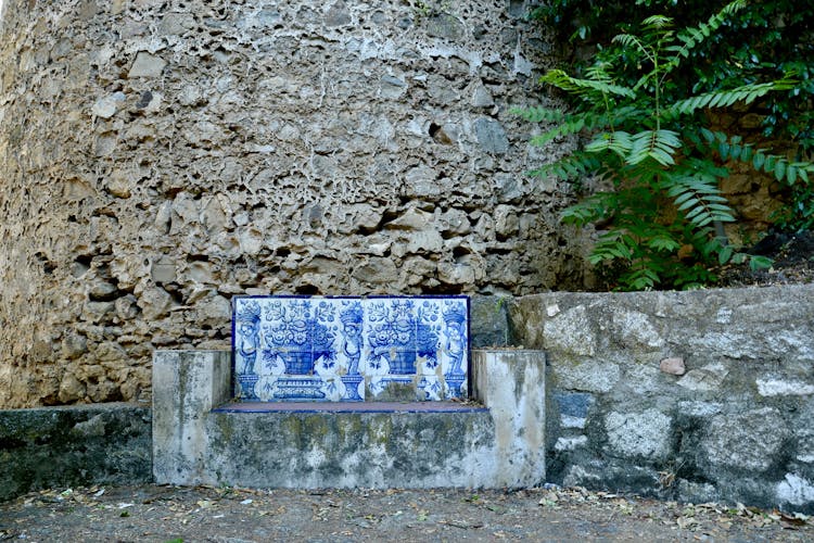 Self-guided discovery walk of Évora's cobbled streets and gardens