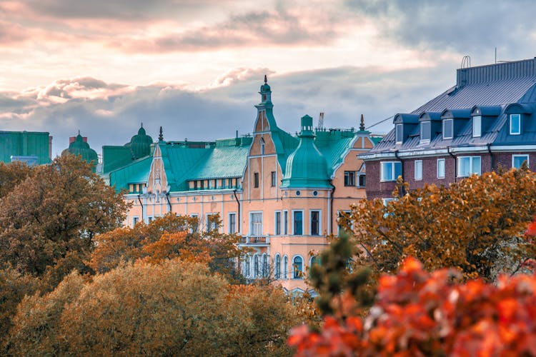 Discover Helsinki in 60 minutes with a Local