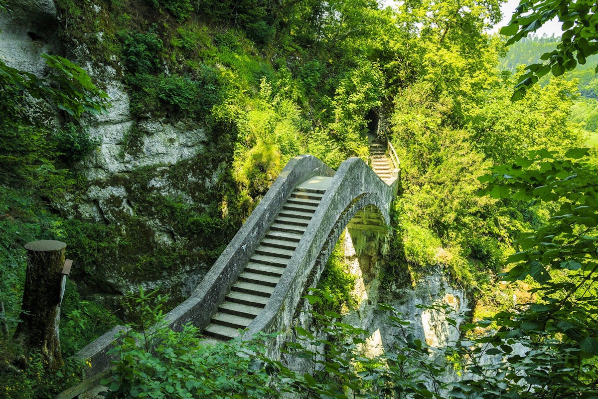 devils-bridge-4461965_1920.jpg