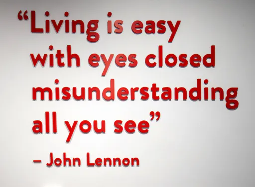 Strawberry Fields Visitor Centre -290819-052.JPG