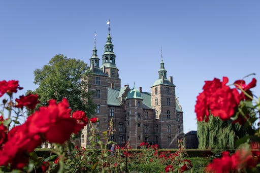 bike-tour-and-walking-tour_50315216032_o.jpg