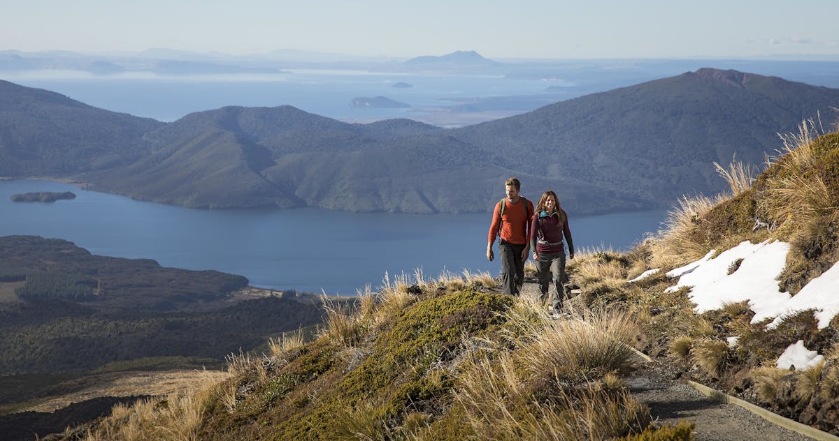 414-Tongariro-Alpine-Crossing-Ruapehu-Graeme-Murray.jpg