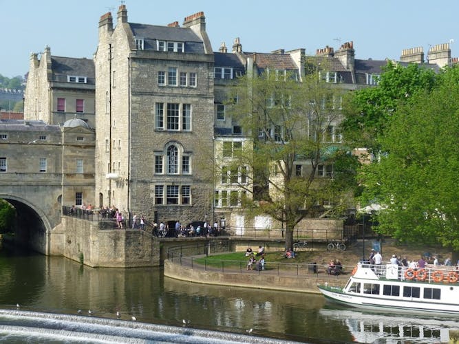 Jane Austen tour of Bath with city highlights