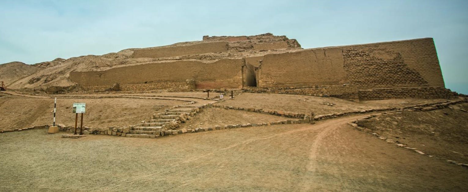 Pachacamac archaeological complex Peru 4.jpg