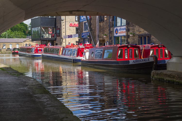 Skipton Canal evening Fish and Chip cruise