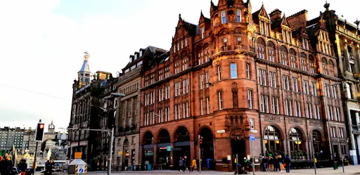 Full-day private tours - South Eastern Corner ST ANDREW SQUARE (West Side).jpg