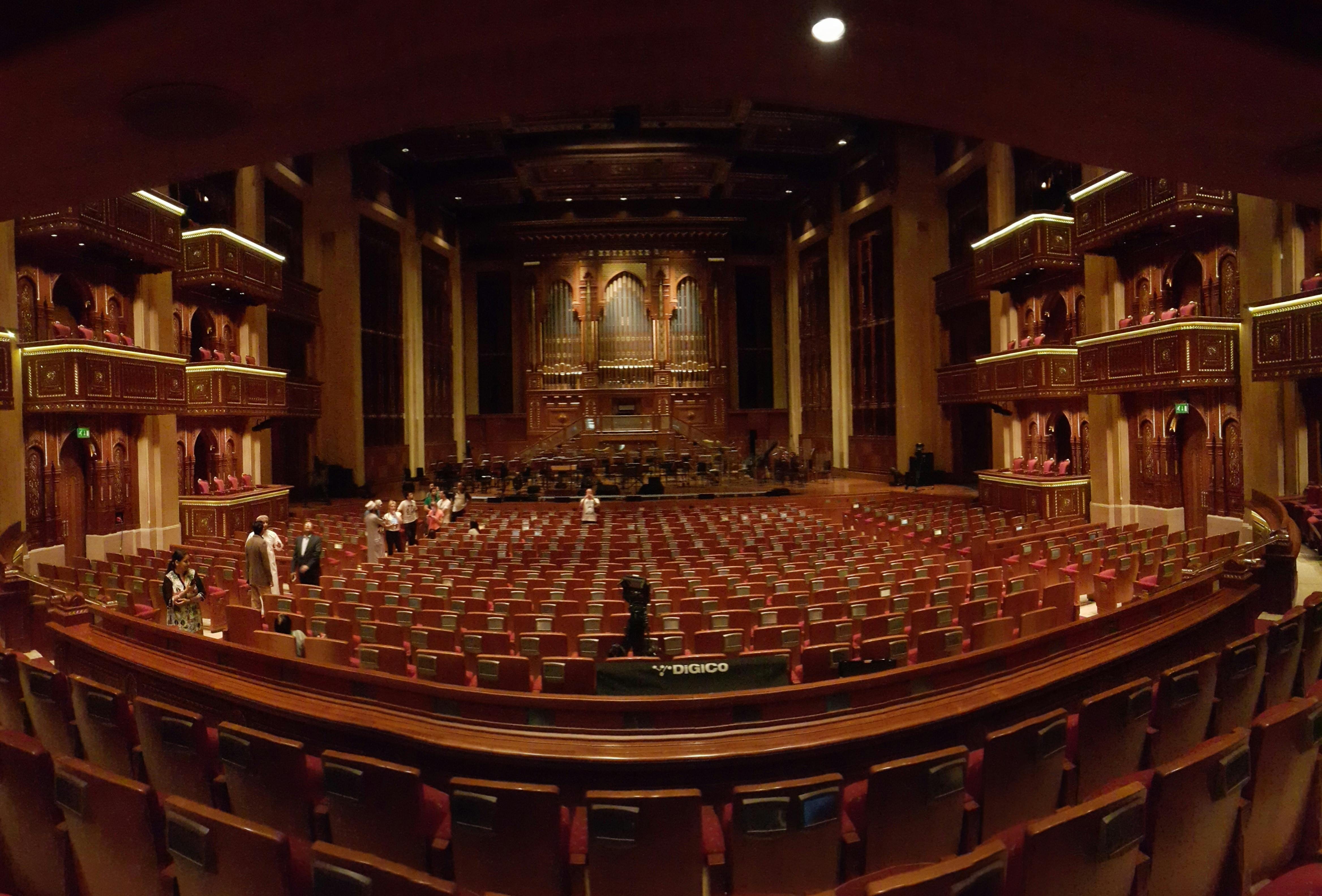 Royal Opera House Main Hall (2).jpg
