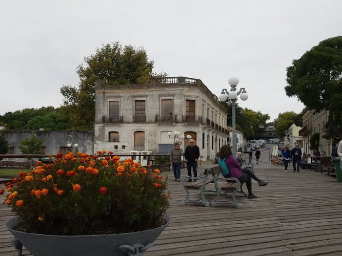 Colonia guided city tour from Montevideo