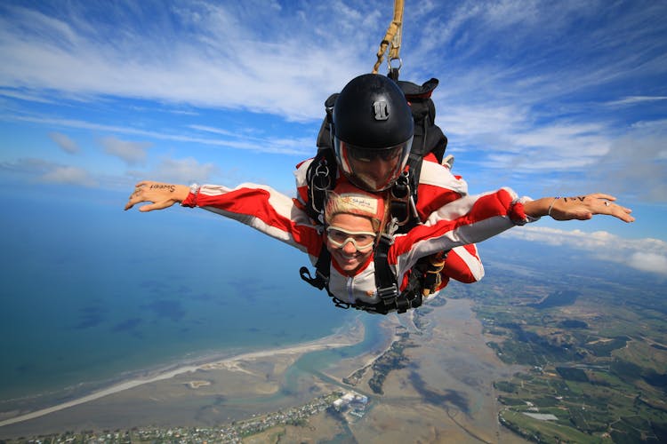 13,000ft tandem skydive over Abel Tasman