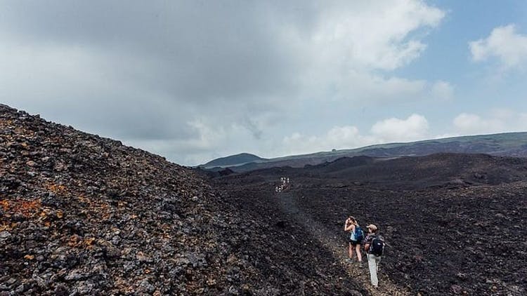 Sierra Negra Volcano walking tour in Isabela Island