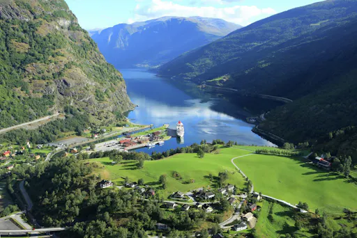 Flam-0910-1281-134897- Foto_Harald_M._Valderhaug_1024.jpg