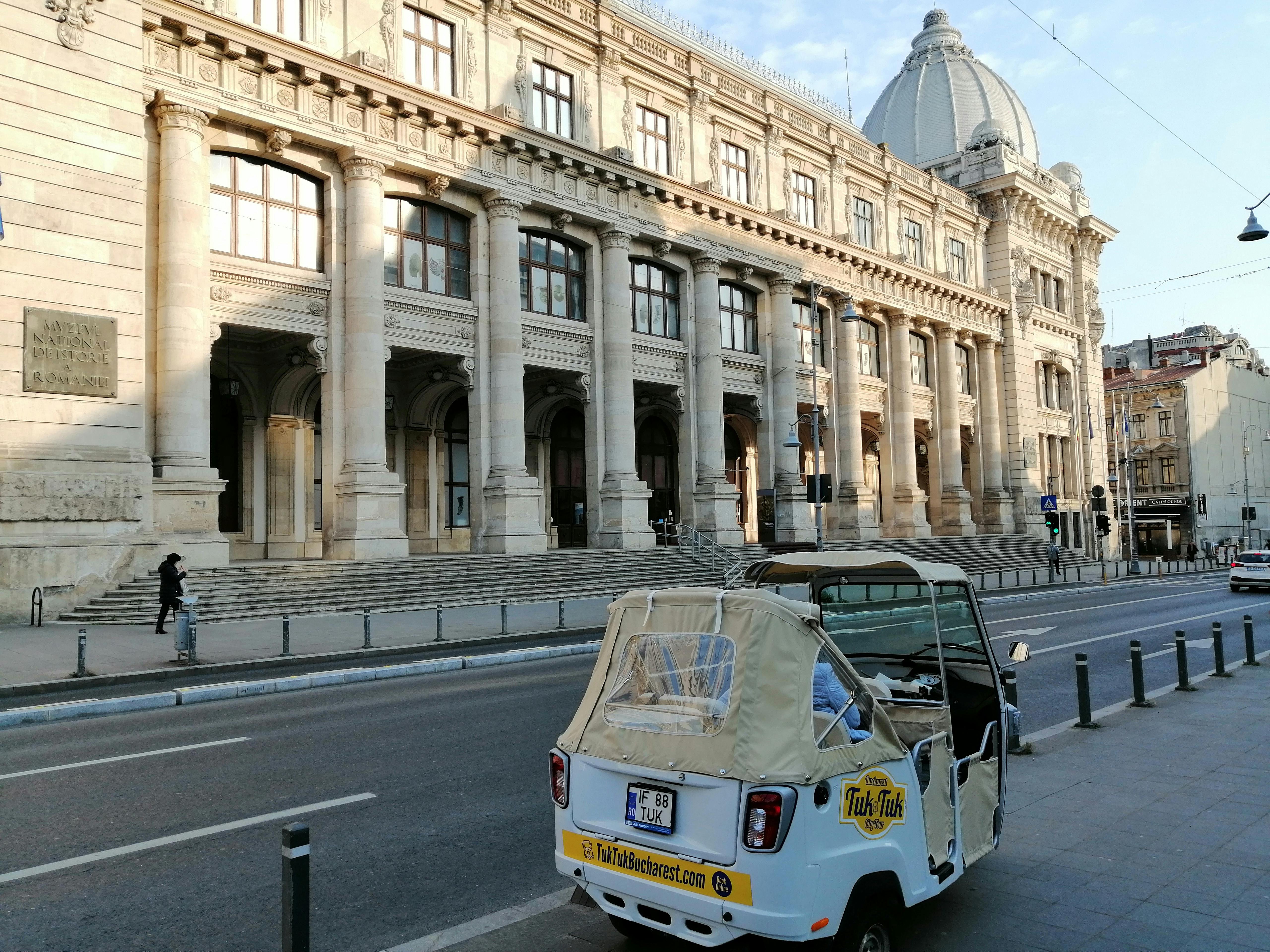 Tuk-Tuk National History Museum 1.jpg