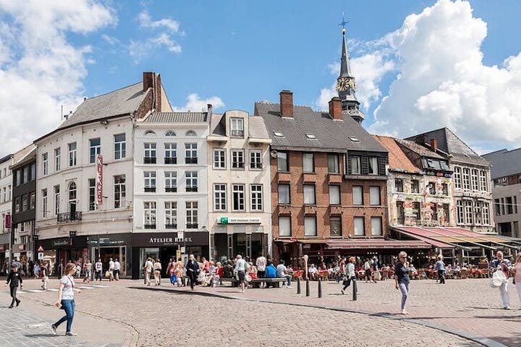 Self guided tour with interactive city game of Hasselt