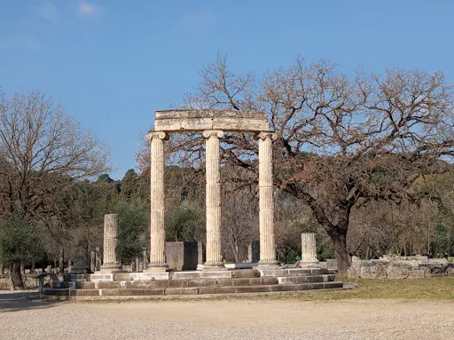 2. ΦΙΛΙΠΠΕΙΟ.jpg