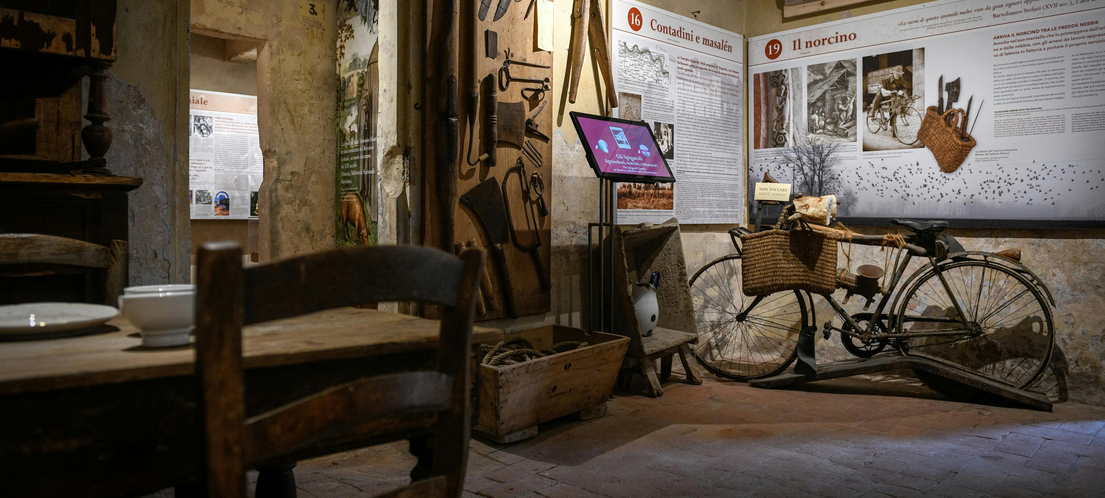 Museo del Culatello - Antica Corte Pallavicina - Polesine - (Foto L. Rossi) 2018 03.jpg