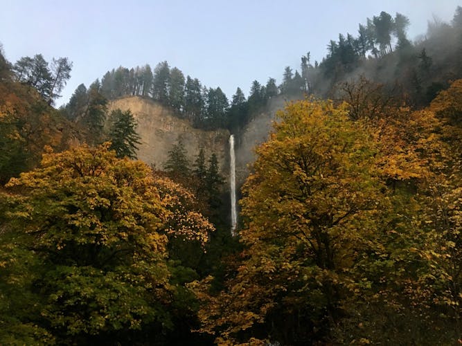 Columbia River Gorge hidden waterfalls bike tour