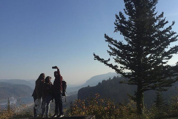 Columbia River Gorge hidden waterfalls bike tour