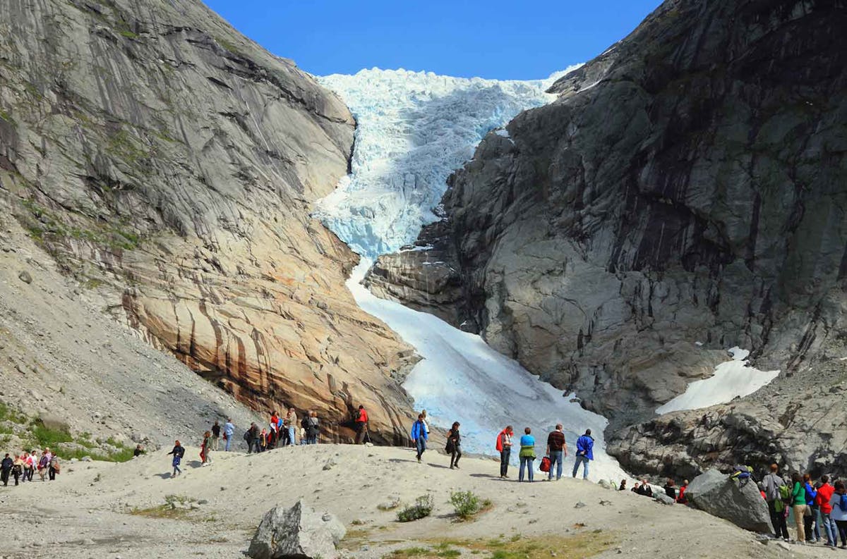 olden-briksdal-glacier-2.jpg