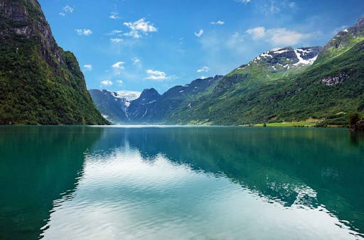 olden-briksdal-glacier-lake.jpg