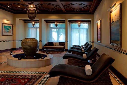 dxbam-spa-5393-hor-clsc.jpg