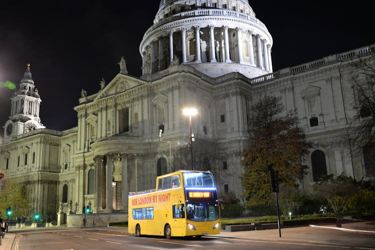 See London by night bus tour