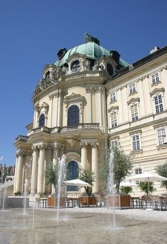 Sala_terrena_entrance-_StiftKlosterneuburg_2_.jpg