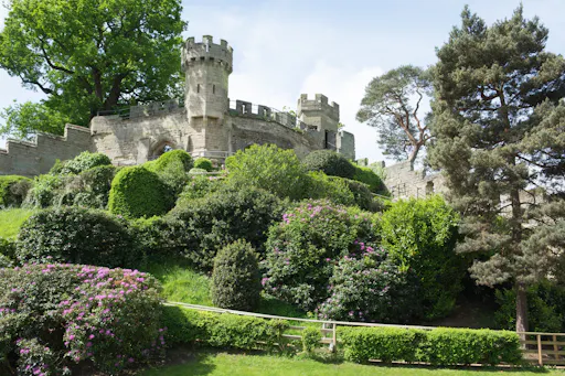 Warwick Castle The Mound.jpg