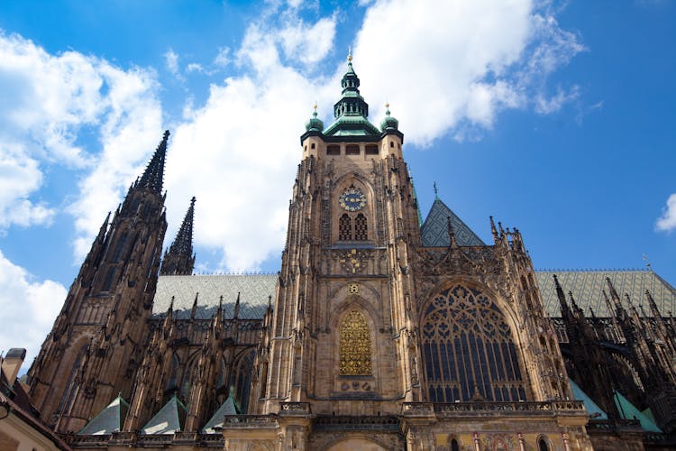 Half-day Prague walking tour and entrance ticket