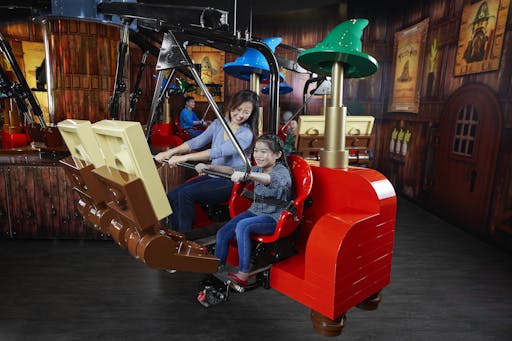 legoland_discovery_center_merlin_ride.jpg