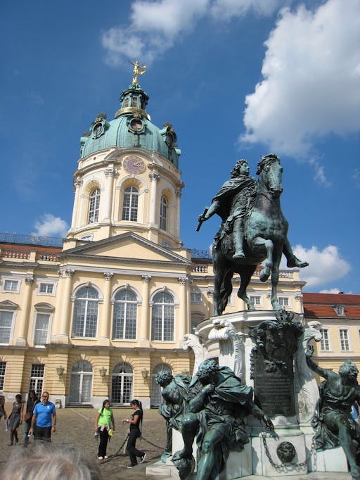 Schloss by VE.JPG