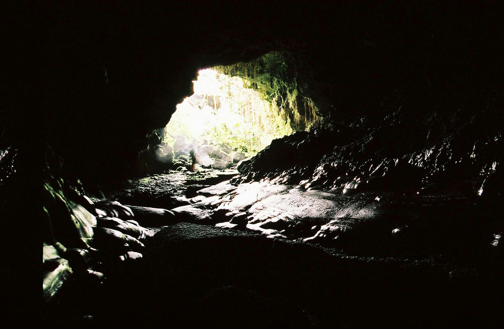 Cave2.jpg