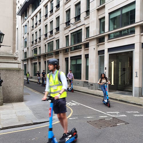 Hidden London e-scooter tour
