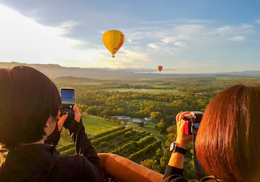 Hot Air Balloon Cairns 16.jpg