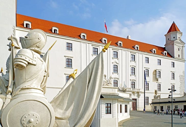 Private tour from Vienna to Bratislava with transport and guide