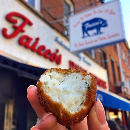 Food tour of West Village in New York